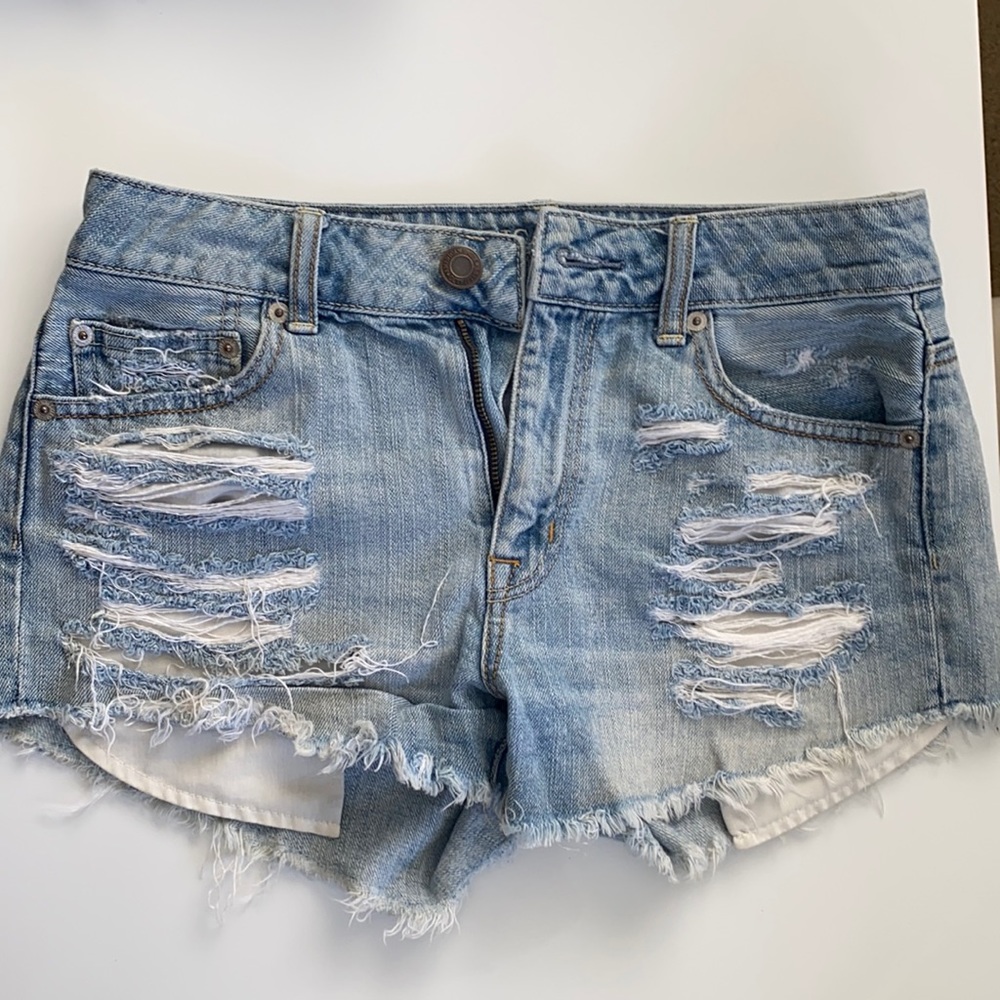 American Eagle High Rise Festival Shorts